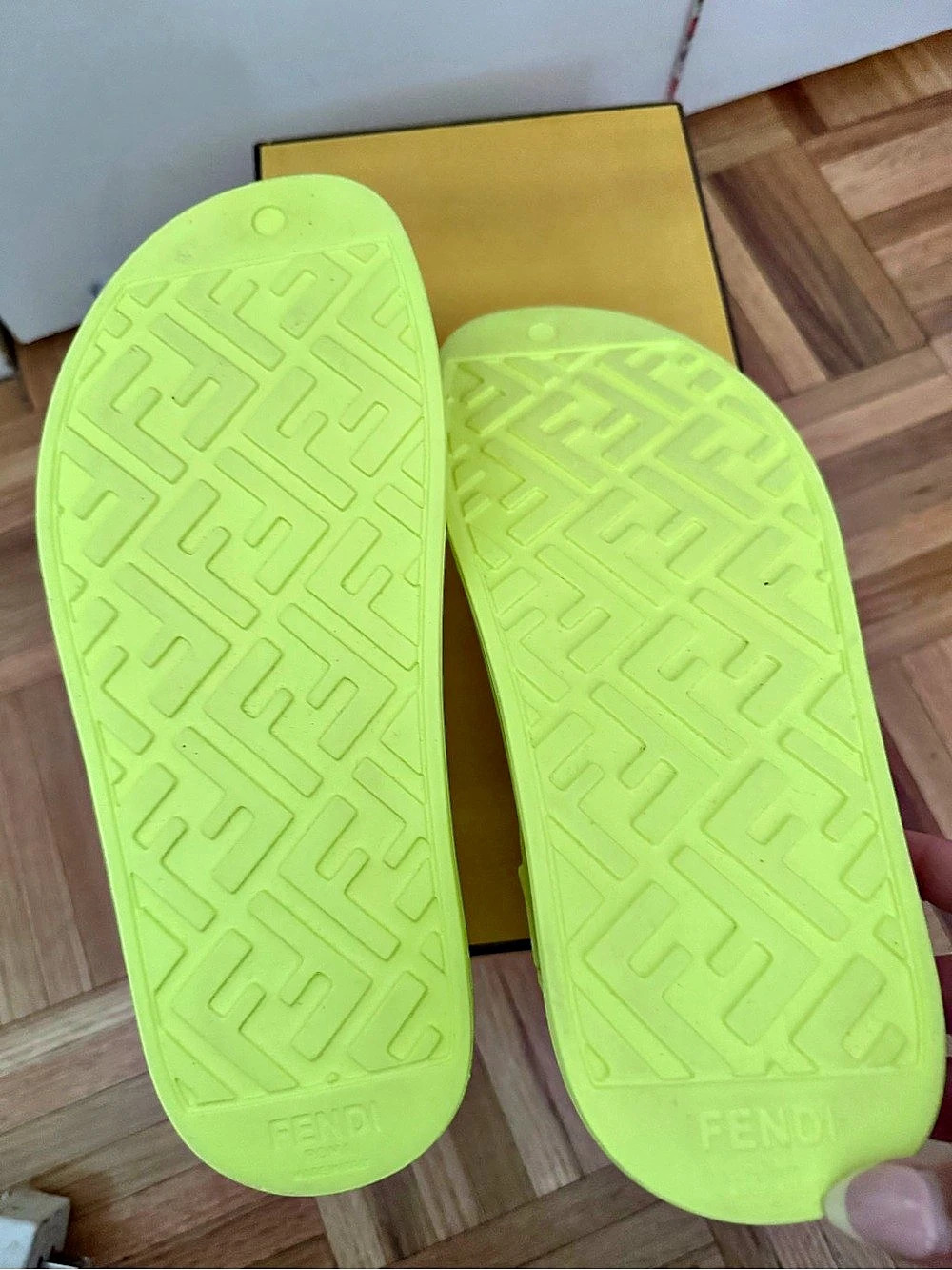 Fendi Flow Women's Green Sandals EU 37 Like New